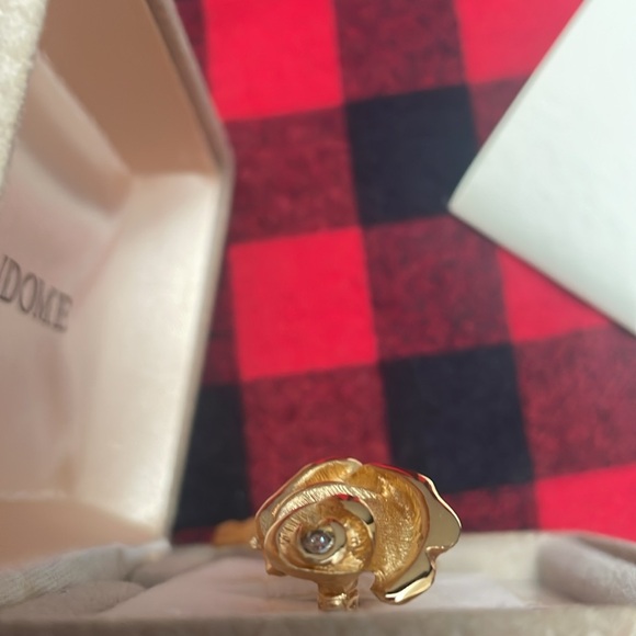 ❤️VENDOME Christmas Rose Brooch VTG. - Picture 10 of 14